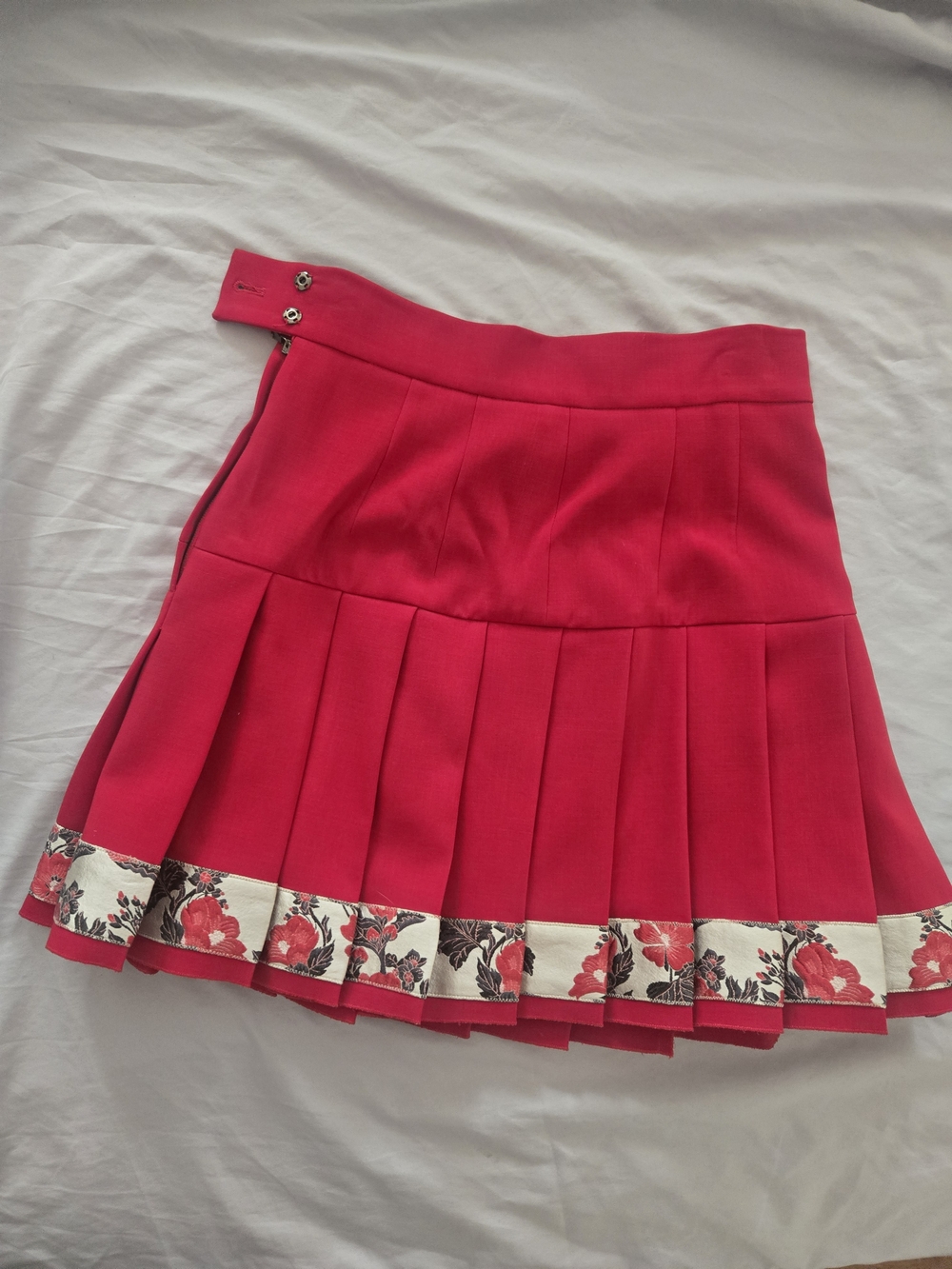 Dolce & Gabbana Pleated Mini Skirt with Floral Hem